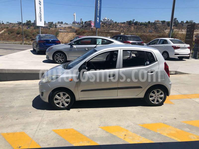 Dodge i10 GL usado (2014) color Plata precio $89,000
