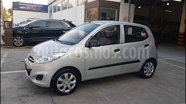 Dodge i10 5p GL 1.1 man usado (2014) color Plata precio $79,900