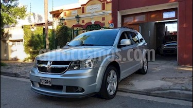 Dodge Journey SXT 2.7 usado (2011) color Plata Metalizado precio $300.000