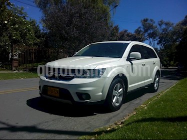 foto Dodge Journey 2.4L SE 5P usado (2014) color Blanco Perla precio $42.500.000