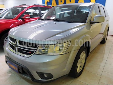 foto Dodge Journey Express 2.4L 7P usado (2015) color Gris precio $58.900.000
