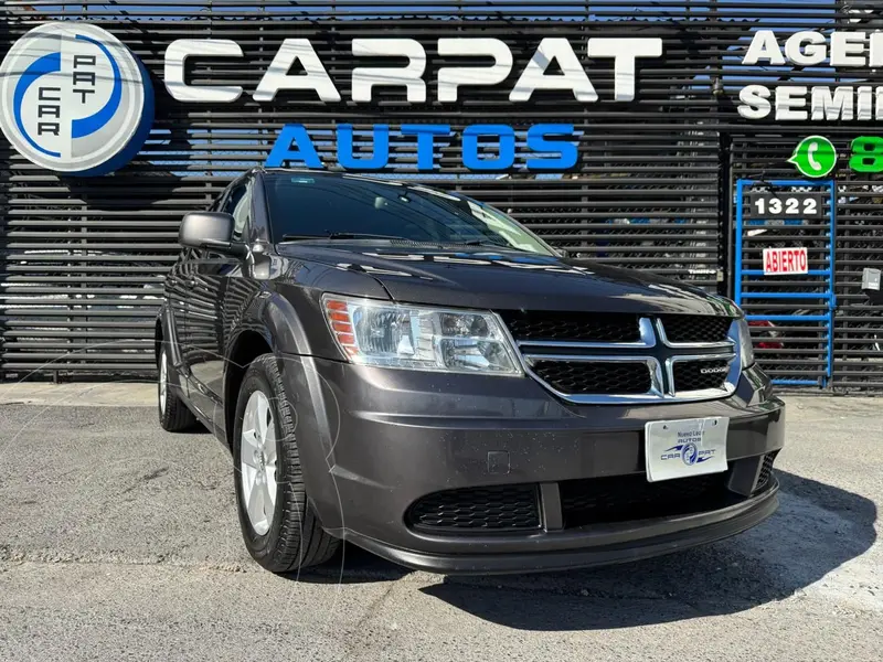 Foto Dodge Journey SE 7 Pasajeros 2.4L usado (2016) color Gris precio $199,000