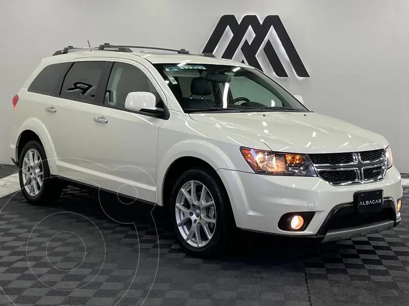 Foto Dodge Journey SE 7 Pasajeros 2.4L usado (2017) color Blanco precio $229,999