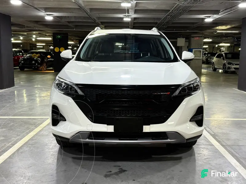 Foto Dodge Journey SXT usado (2022) color Blanco precio $373,000