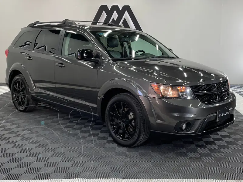 Foto Dodge Journey SXT 2.4L 5 Pasajeros Plus usado (2016) color Gris precio $237,999