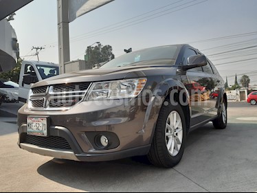 Dodge Journey SXT 2.4L 5 Pasajeros usado (2014) color Gris Tormenta precio $205,000