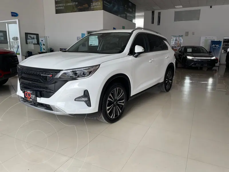 Foto Dodge Journey GT usado (2023) color Blanco precio $438,900