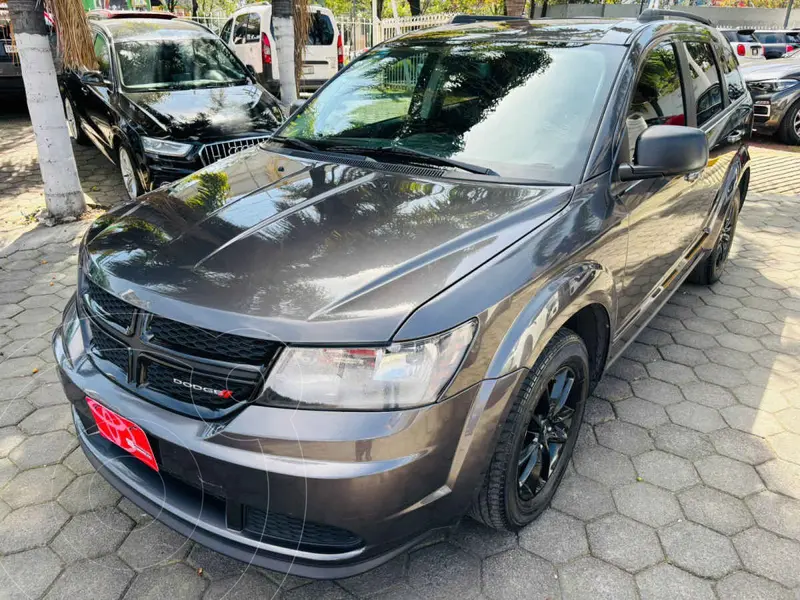 Foto Dodge Journey SXT Sport 2.4L 7 Pasajeros usado (2020) color Gris financiado en mensualidades(enganche $73,906 mensualidades desde $6,565)