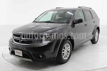 Dodge Journey SXT Sport 2.4L 7 Pasajeros usado (2017) color Gris precio $259,000