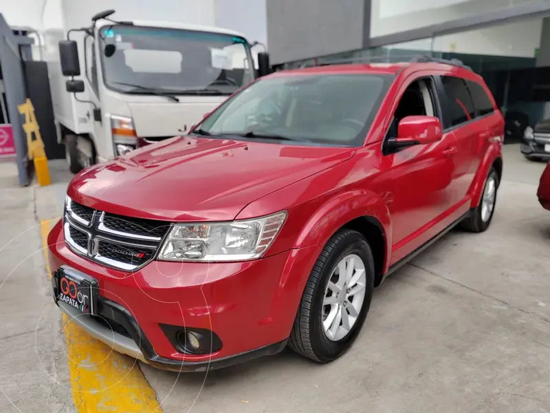 Foto Dodge Journey SXT 2.4L 7 Pasajeros Plus usado (2015) color Rojo precio $260,000