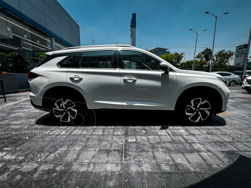 Foto Dodge Journey Sport usado (2022) color Blanco precio $380,000