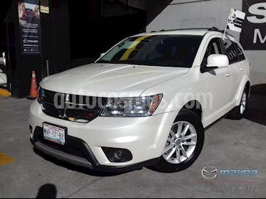 Dodge Journey SXT 2.4L 7 Pasajeros usado (2015) color Blanco Perla precio $215,000