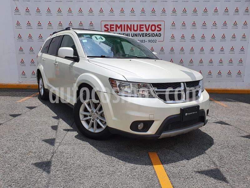 Dodge Journey SXT 2.4L 7 Pasajeros usado (2014) color Blanco Perla precio $190,000