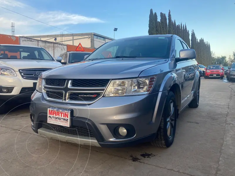 Foto Dodge Journey SXT 2.4L 5 Pasajeros Plus usado (2015) color Gris precio $219,000