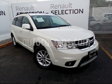Foto venta Auto usado Dodge Journey SXT 2.4L 5 Pasajeros (2015) color Blanco Perla precio $245,000
