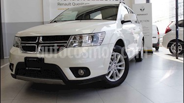 Dodge Journey SXT 2.4L 5 Pasajeros usado (2016) color Blanco precio $252,000