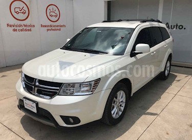 foto Dodge Journey SXT 2.4L 7 Pasajeros Plus usado (2015) color Blanco precio $232,000