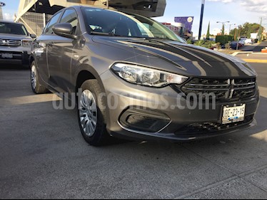 Dodge Neon SE usado (2018) color Gris precio $185,000
