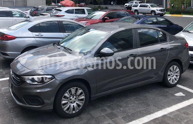 foto Dodge Neon SE Aut usado (2017) color Gris Oscuro precio $150,000