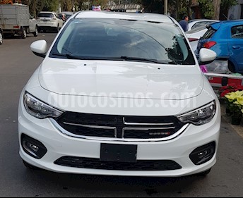 foto Dodge Neon SXT Plus Aut usado (2018) color Blanco precio $240,000
