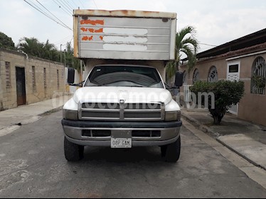 Dodge Ram 4000 Regular Cab usado (2000) color Blanco precio u$s6.000