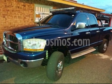 Dodge Ram 4000 Regular Cab usado (2006) color Verde precio BoF900