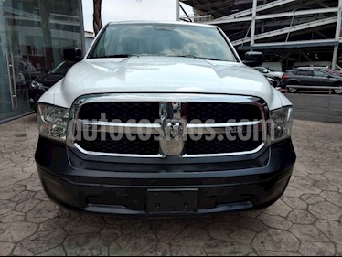 foto Dodge Ram Wagon 1500 SLT V8 usado (2014) color Blanco precio $176,000