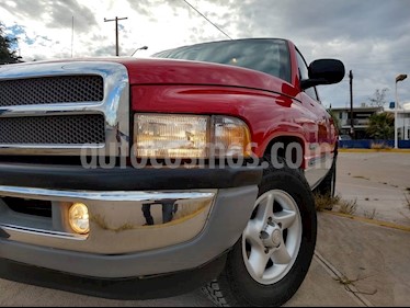 Foto venta Auto usado Dodge Ram Wagon 2500 SLT V8 (2001) color Rojo precio $77,000