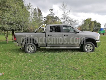 Dodge Ram 2500 5.9L SLT usado (2012) color Gris precio $85.000.000
