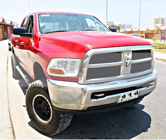 Dodge Ram 2500 6.7L Crew Cab Die 4X4 usado (2011) color Rojo precio $15.000.000
