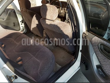 Foto venta Auto usado Dodge Stratus 2.4L SE Aut (1998) color Blanco precio $38,000