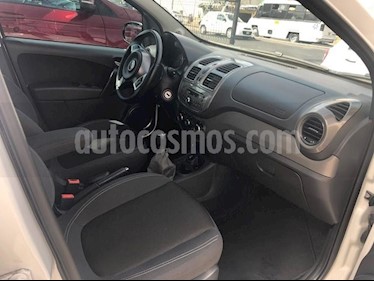 foto Dodge Vision 1.6L usado (2018) color Blanco precio $179,500