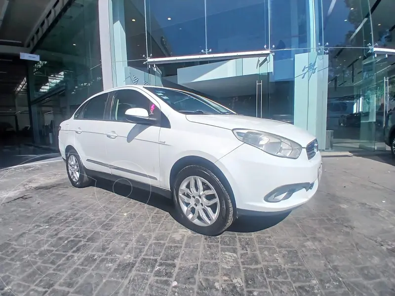 Foto Dodge Vision 1.6L Aut usado (2015) color Blanco precio $110,000