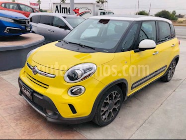 Foto Fiat 500L 1.4L usado (2015) color Amarillo precio $251,000