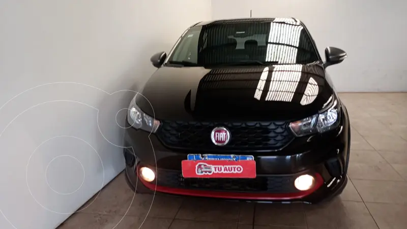 Foto FIAT Argo 1.8 HGT usado (2019) color Negro Vulcano precio $18.500.000