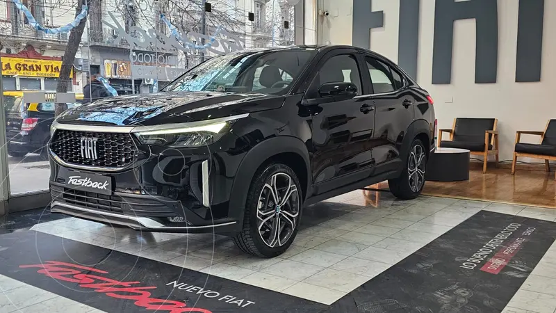 Foto OfertaFIAT Fastback Turbo 1.3L GSE nuevo color Negro precio $32.500.000