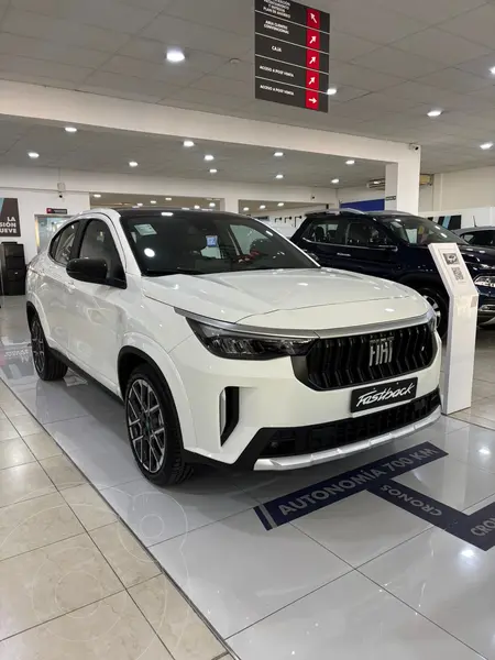 Foto FIAT Fastback Turbo 1.3L GSE nuevo color Blanco Banchisa precio $38.900.000