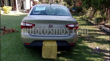 foto FIAT Grand Siena Essence usado (2013) color Beige Savannah precio $240.000