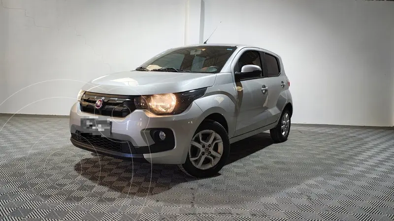 Foto FIAT Mobi Easy usado (2017) color Plata Bari precio $14.500.000