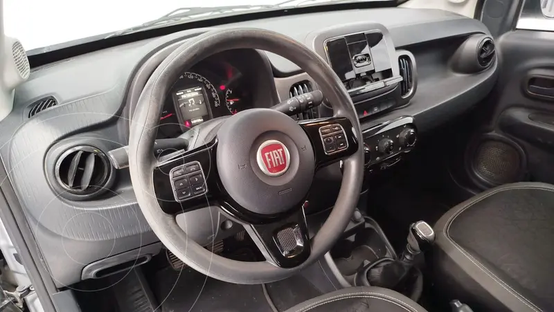 Foto Fiat Mobi Way usado (2018) color plateado precio $149,000