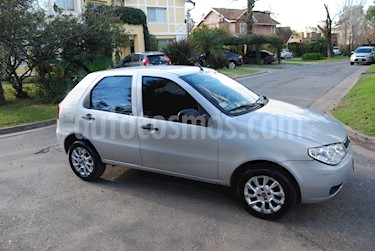 foto FIAT Palio Fire 5P Plus usado (2014) color Gris precio $180.000