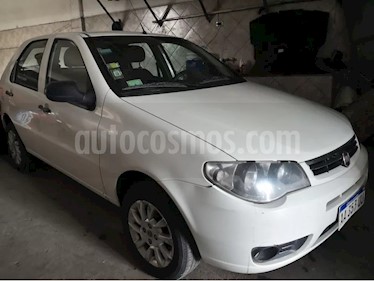 foto FIAT Palio Fire 5P usado (2016) color Blanco Banchisa precio $255.000