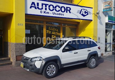 FIAT Palio Weekend 1.6 Adventure Locker usado (2015) color Blanco precio $430.000
