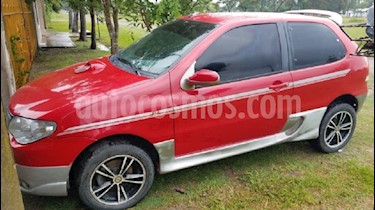 Foto venta Auto usado Fiat Palio 3P HLX 1.8 (2005) color Rojo precio $120.000
