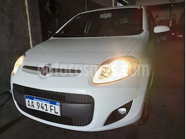 foto FIAT Palio 5P Attractive Pack Top usado (2017) color Blanco Banchisa precio $305.000