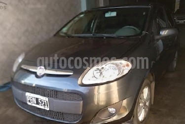 foto FIAT Palio 5P Essence usado (2015) color Gris Tellurium precio $305.000
