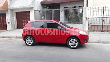 FIAT Palio 5P Essence (115Cv) usado (2012) color Rojo precio $300.000