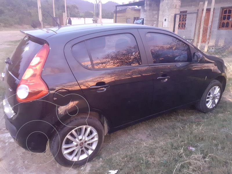 FIAT Palio 5P Essence usado (2015) color Negro precio $700.000