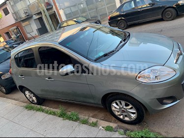 foto FIAT Palio 5P Attractive Pack Top usado (2017) color Gris Scandium precio $440.000