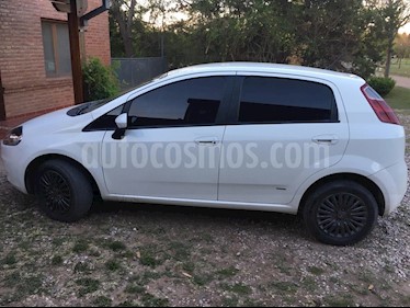 foto FIAT Punto 5P 1.4 Attractive usado (2011) color Blanco precio $230.000